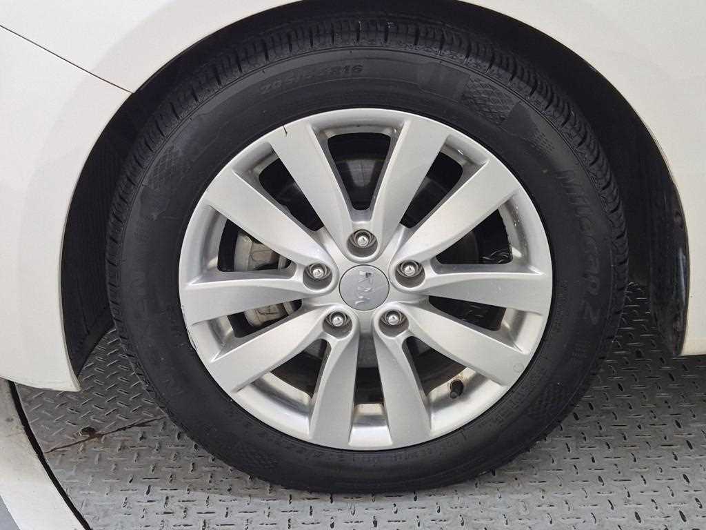 KIA K3 2015 Blanco - Importación desde Corea - HF Imports Iquique - Foto 19