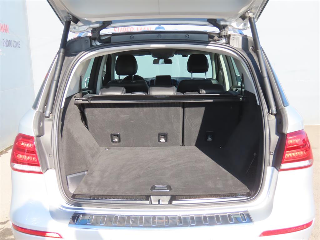 Mercedes Benz GLE Class - Vista 9