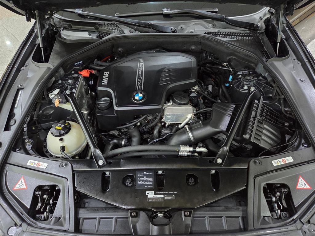 BMW 5 Series 2016 Azul - Importación desde Corea - HF Imports Iquique - Foto 18