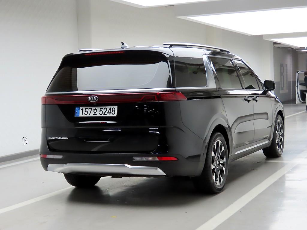 KIA Carnival - Vista 4
