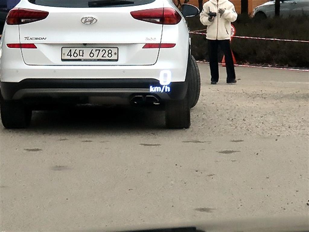 HYUNDAI Equus - Vista 10