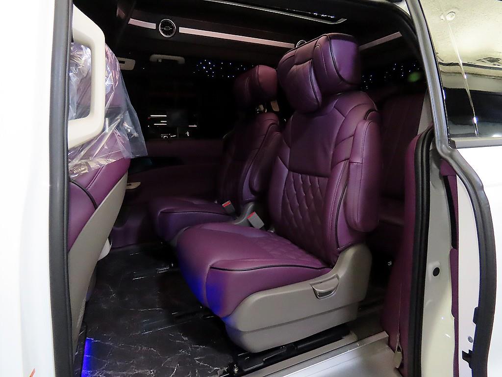 KIA Carnival - Vista 7