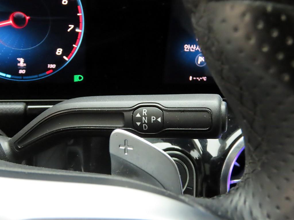 Mercedes Benz GLA Class - Vista 10