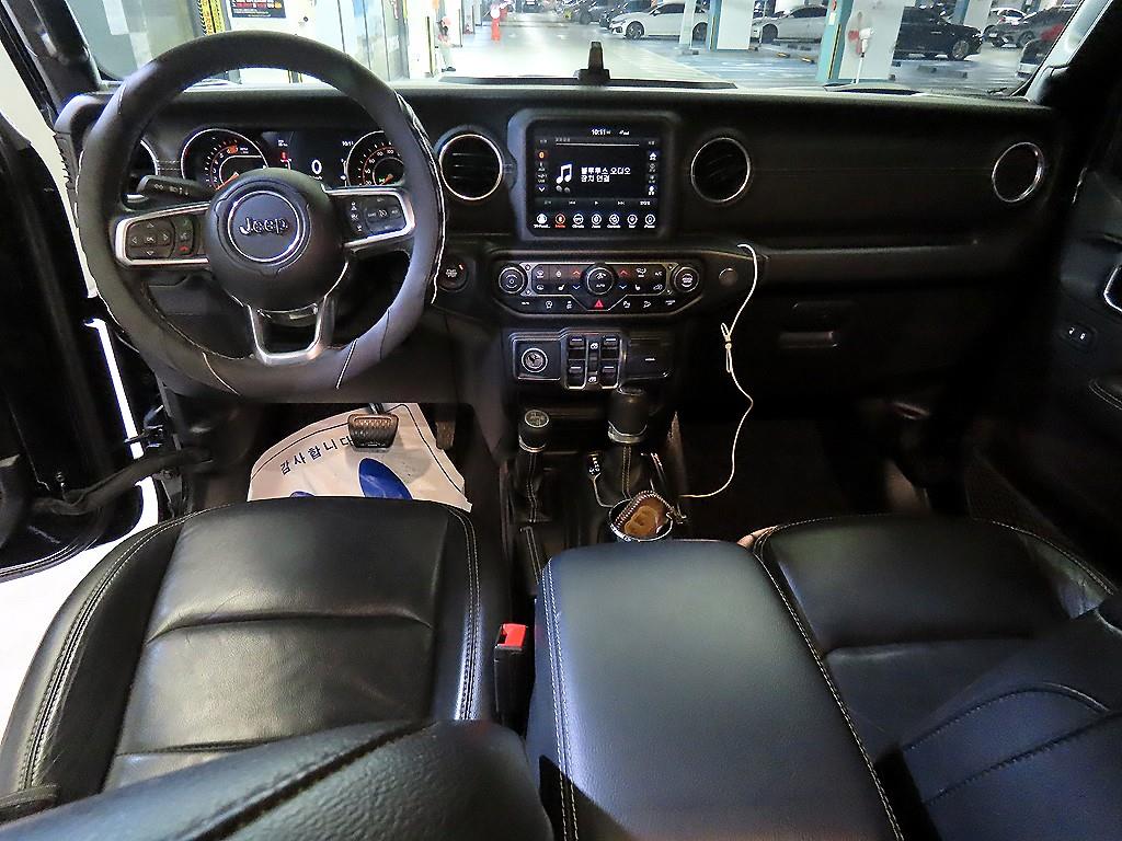 Jeep Wrangler - Vista 10