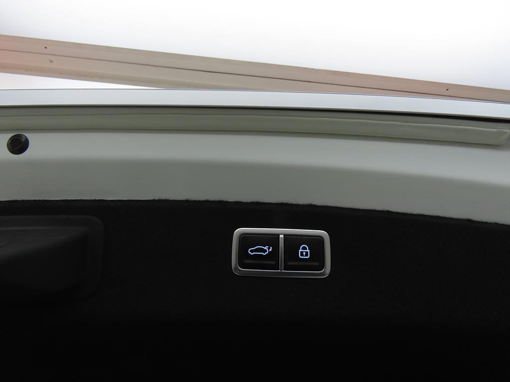 Genesis G80 2025 Blanco - Importación desde Corea - HF Imports Iquique - Foto 13