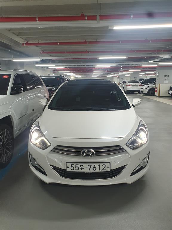 HYUNDAI i40 2012 Blanco - Importación desde Corea - HF Imports Iquique - Foto 1