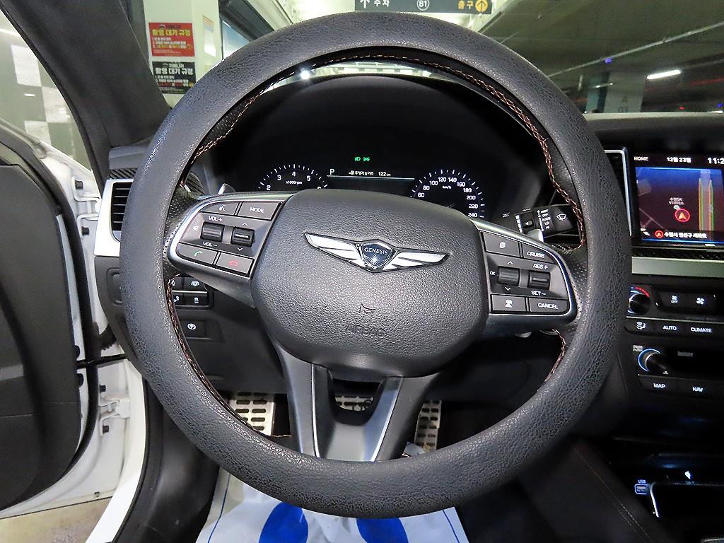 Genesis G80 - Vista 8