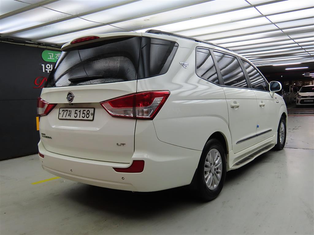 Ssangyong Korando - Vista 4