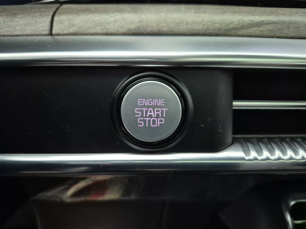 KIA K5 2023 Negro - Importación desde Corea - HF Imports Iquique - Foto 18