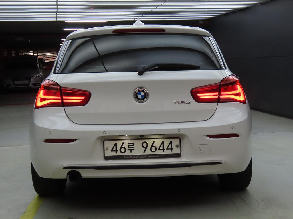 BMW 1 series - Vista 4