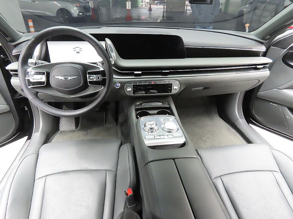 Genesis G90 2025 Negro - Importación desde Corea - HF Imports Iquique - Foto 9