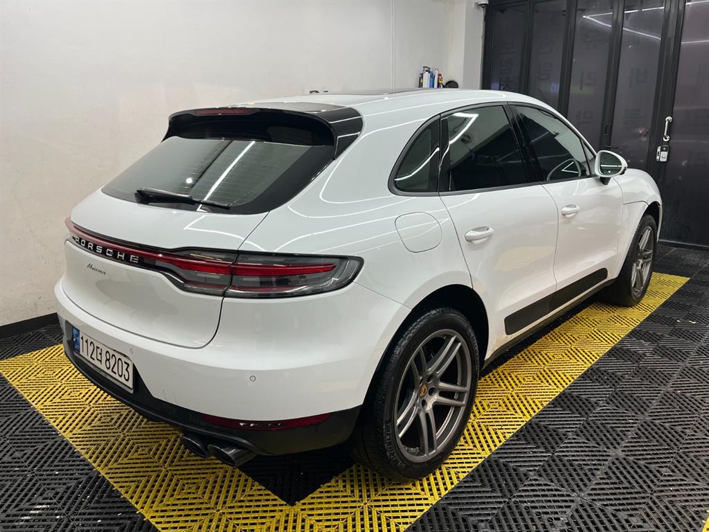 Porsche Macan - Vista 4