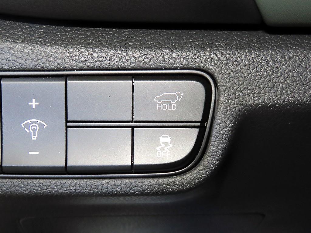 KIA Seltos 2025 Blanco - Importación desde Corea - HF Imports Iquique - Foto 14