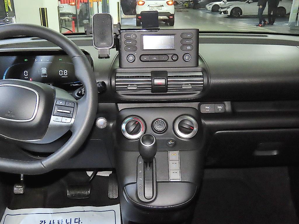 HYUNDAI Casper - Vista 11