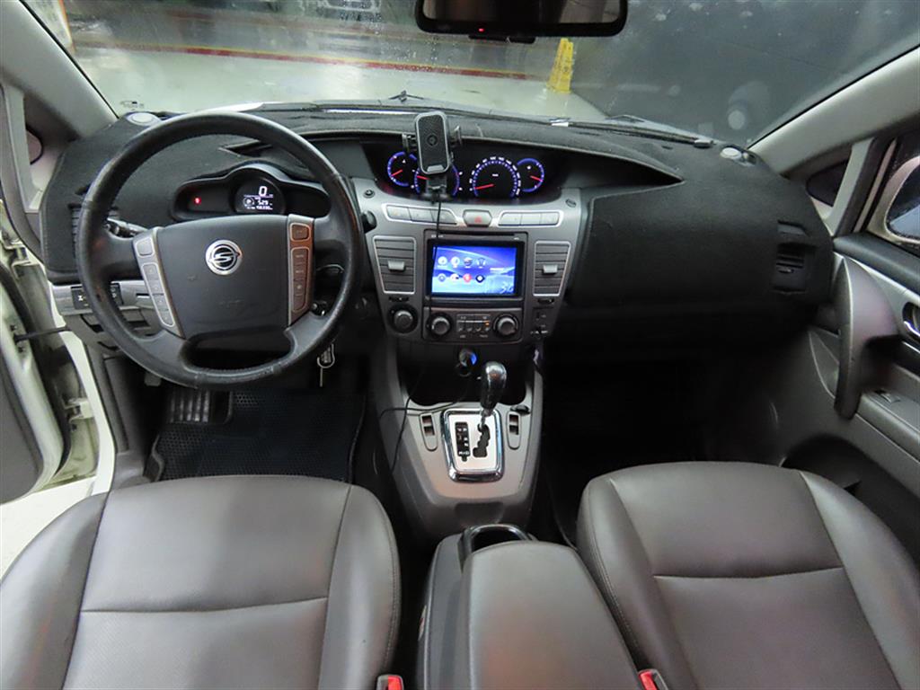 Ssangyong Korando - Vista 7