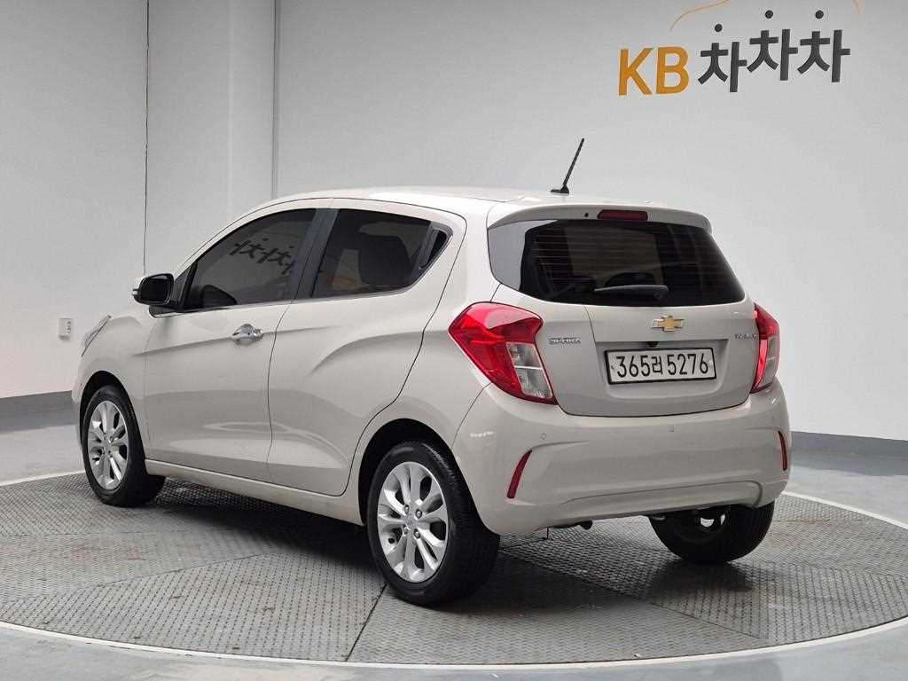 Chevrolet Spark - Vista 2