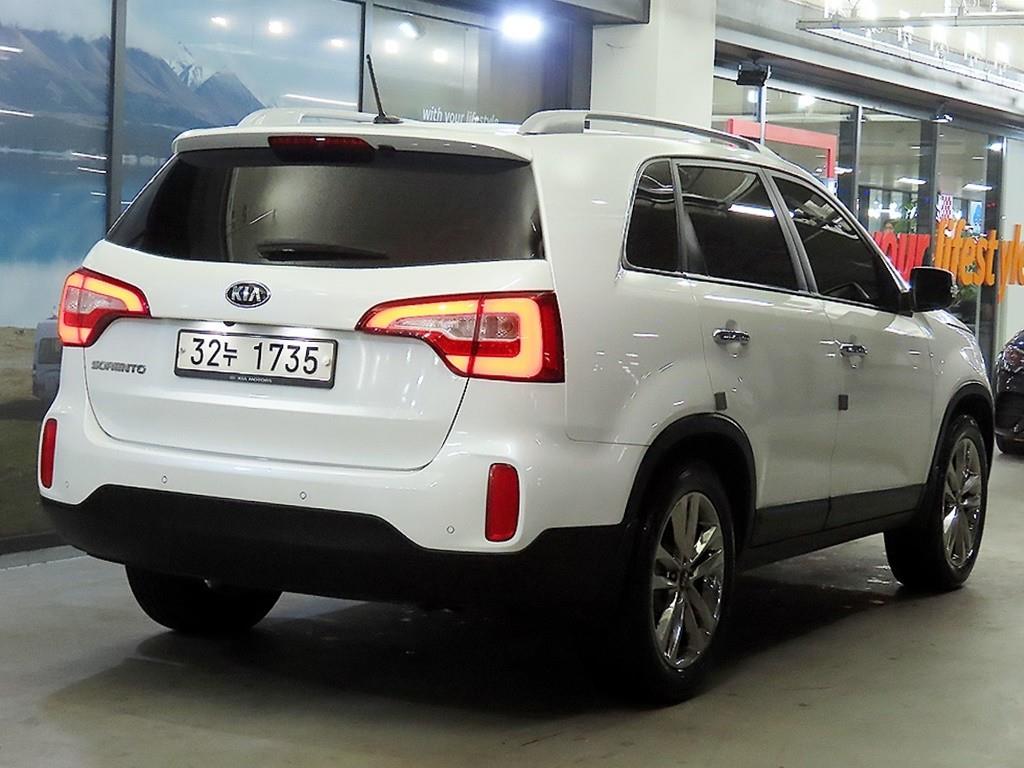 KIA Sorento - Vista 4