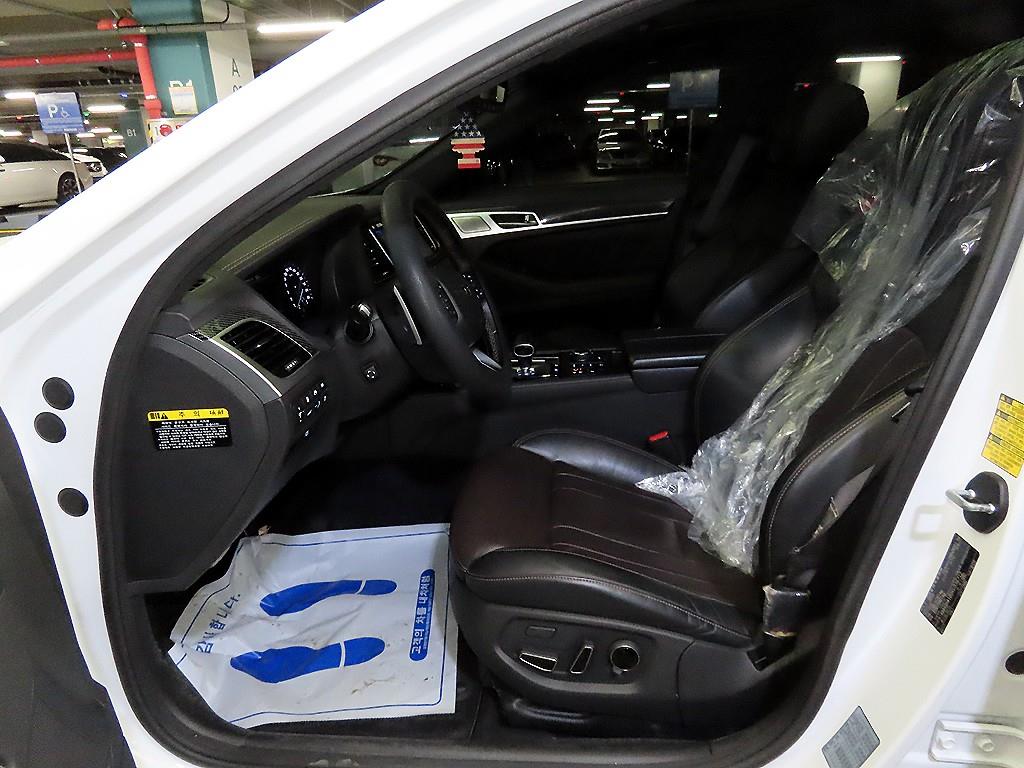 Genesis G80 - Vista 6