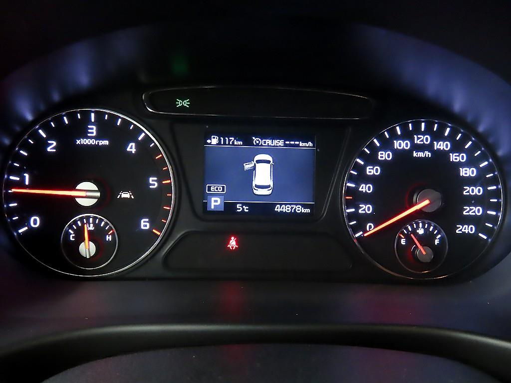 KIA Sorento - Vista 8