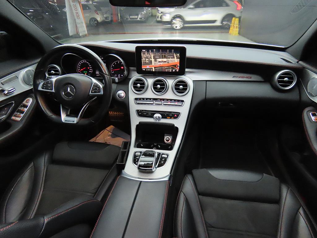 Mercedes Benz C Class - Vista 5