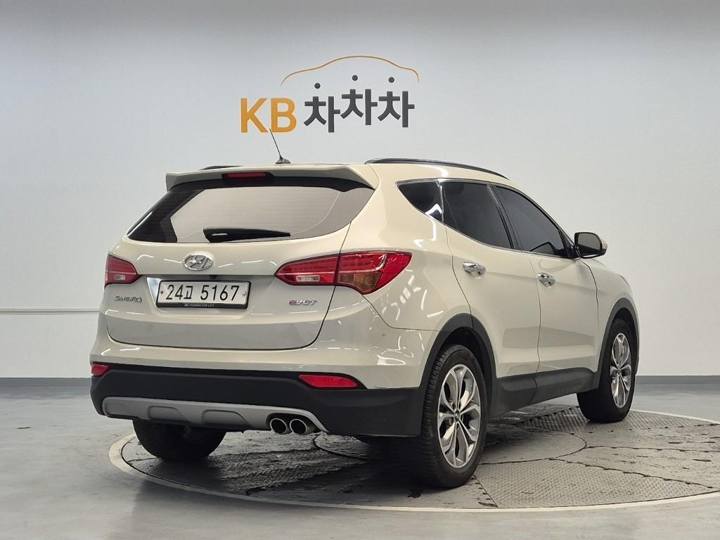 HYUNDAI Santa Fe - Vista 2