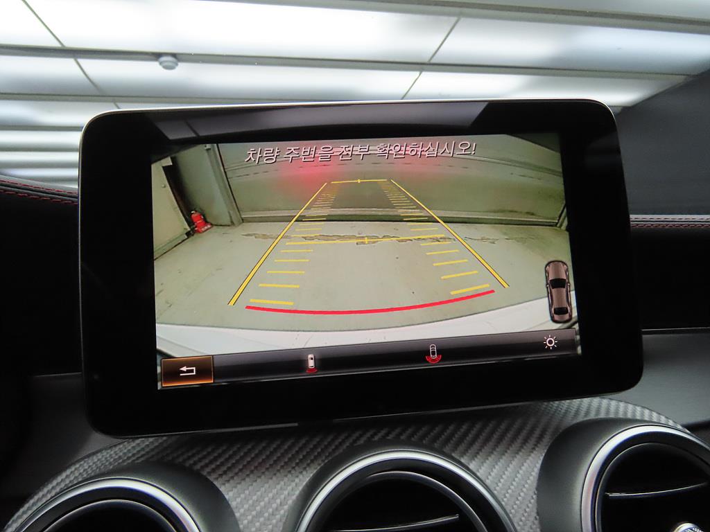 Mercedes Benz C Class - Vista 12