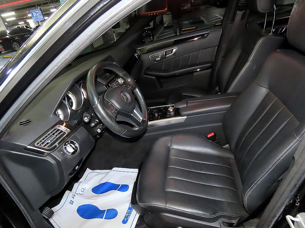 Mercedes Benz E class - Vista 6