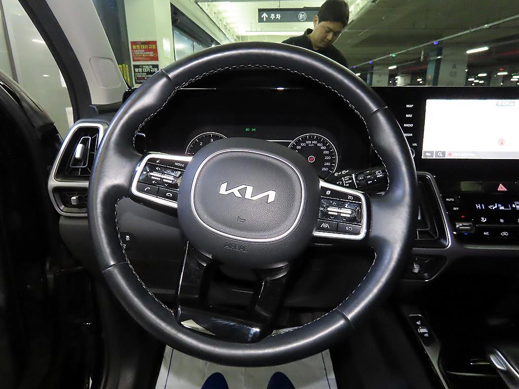 KIA Sorento - Vista 8