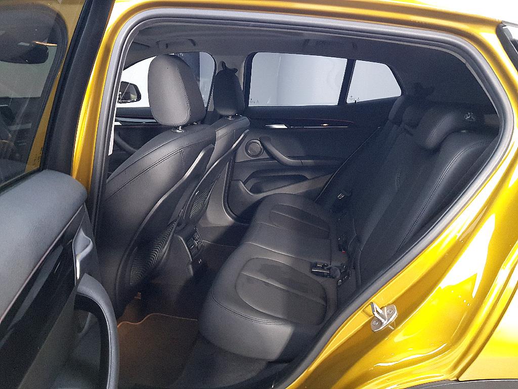 BMW X2 - Vista 8