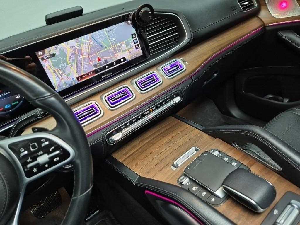 Mercedes Benz GLE Class - Vista 10