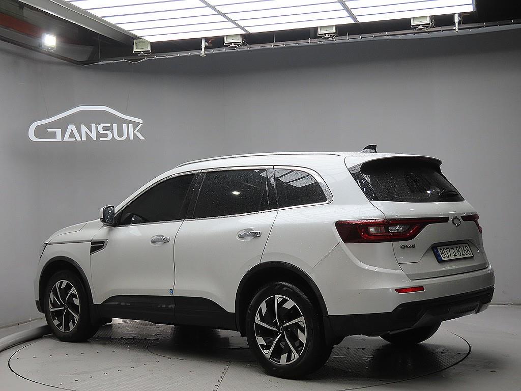 SAMSUNG QM6 - Vista 5