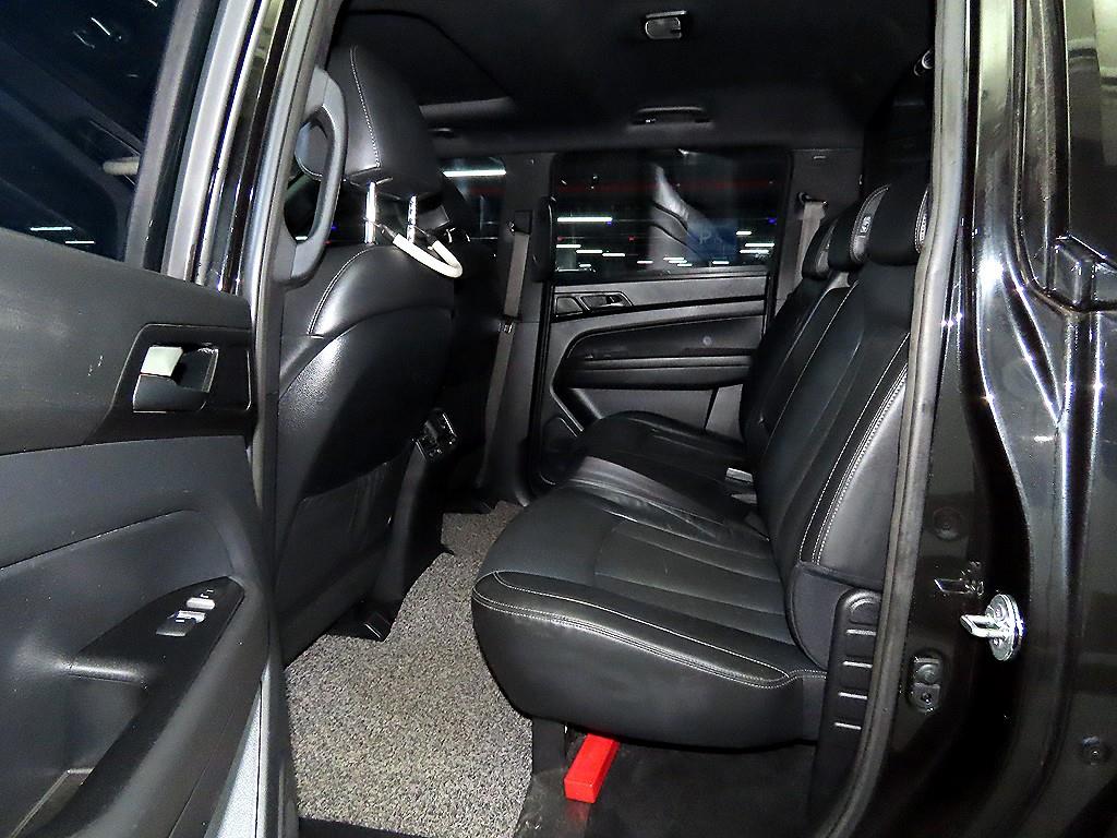 Ssangyong Rexton - Vista 7