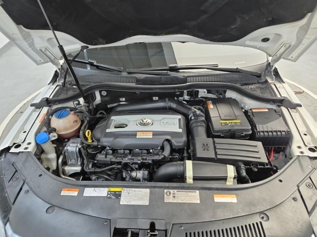 Volkswagen CC - Vista 5