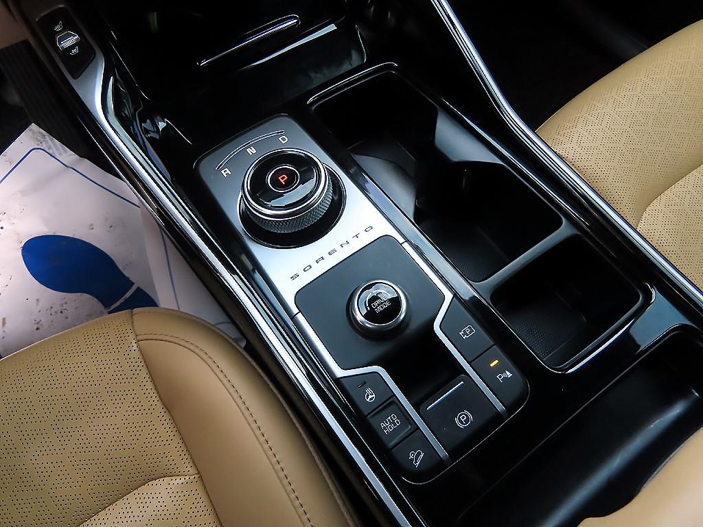 KIA Sorento - Vista 10