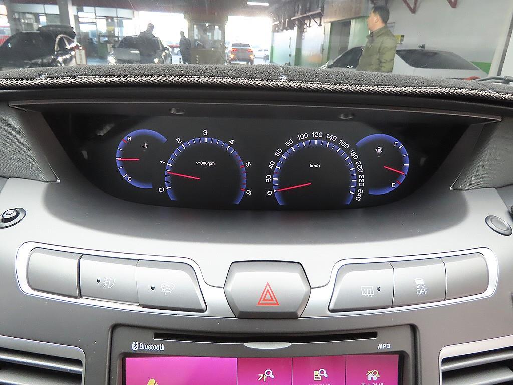 Ssangyong Korando 2018 Gris - Importación desde Corea - HF Imports Iquique - Foto 12