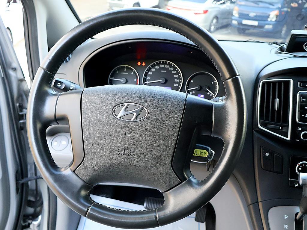 HYUNDAI Starex 2019 Gris - Importación desde Corea - HF Imports Iquique - Foto 8