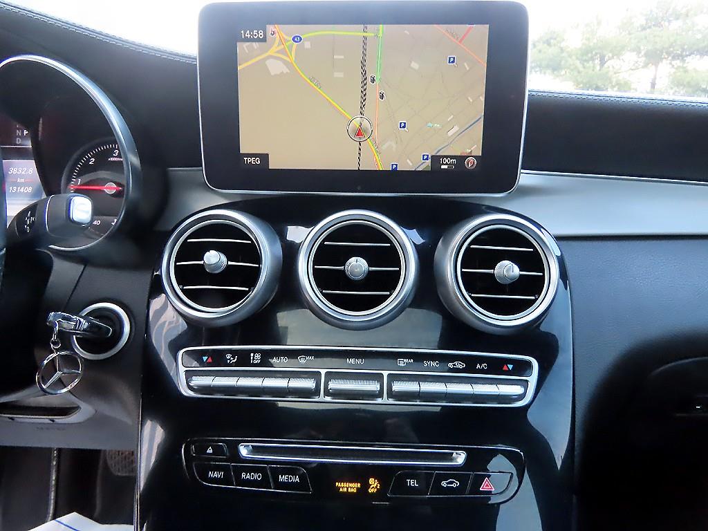 Mercedes Benz GLC Class - Vista 12