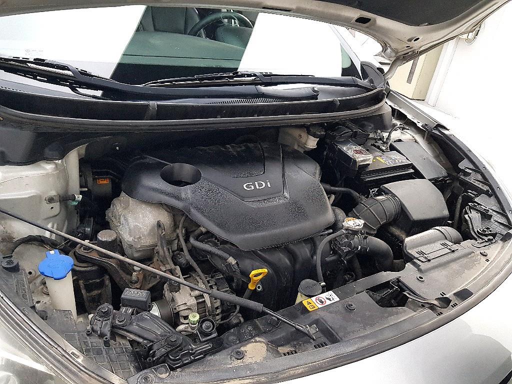 HYUNDAI i30 2012 Plateado - Importación desde Corea - HF Imports Iquique - Foto 18