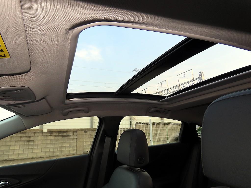 Chevrolet Malibu 2020 Blanco - Importación desde Corea - HF Imports Iquique - Foto 18