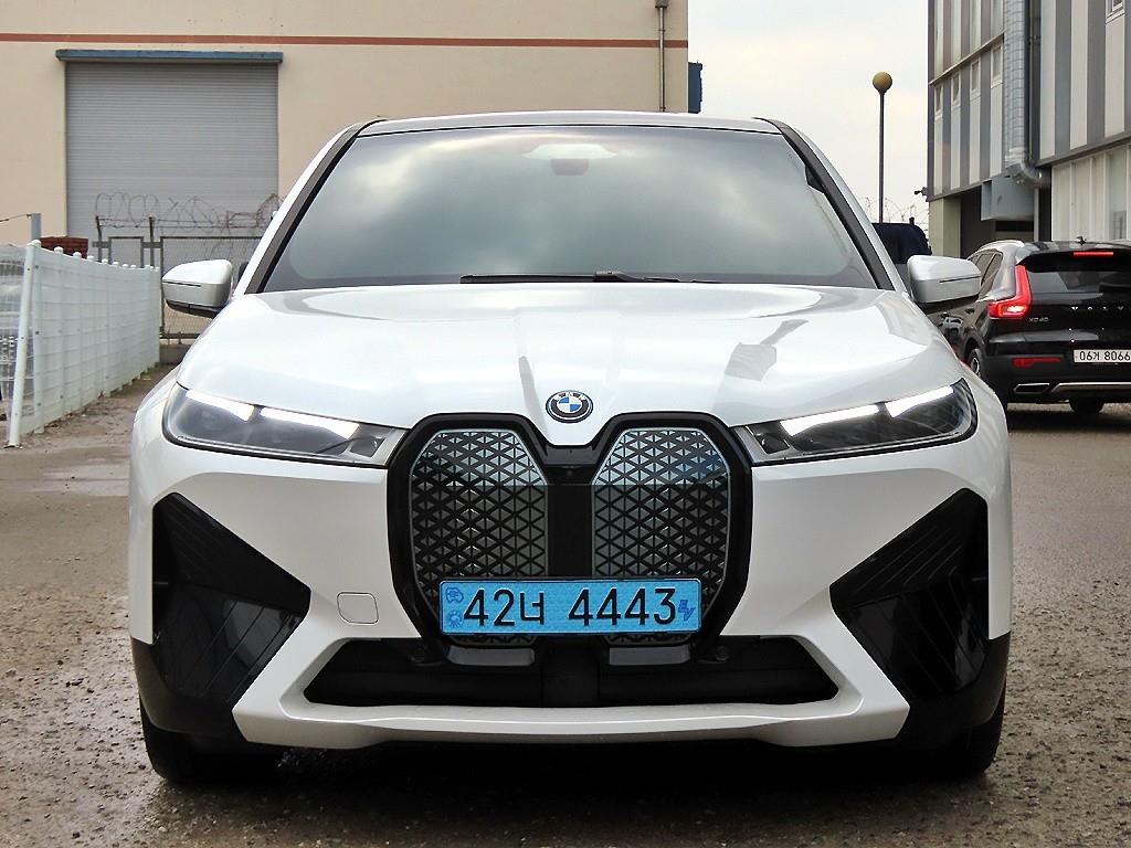 BMW iX 2025 - Importación desde Corea - HF Imports Iquique - Foto 1