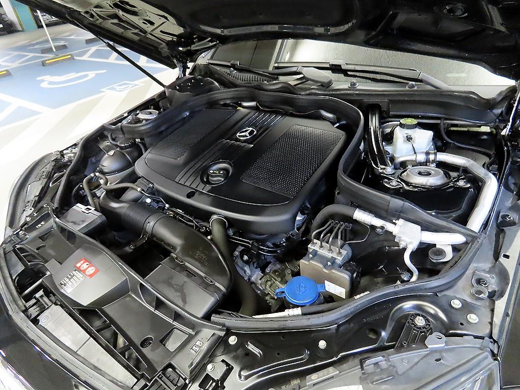 Mercedes Benz E class 2015 Negro - Importación desde Corea - HF Imports Iquique - Foto 19