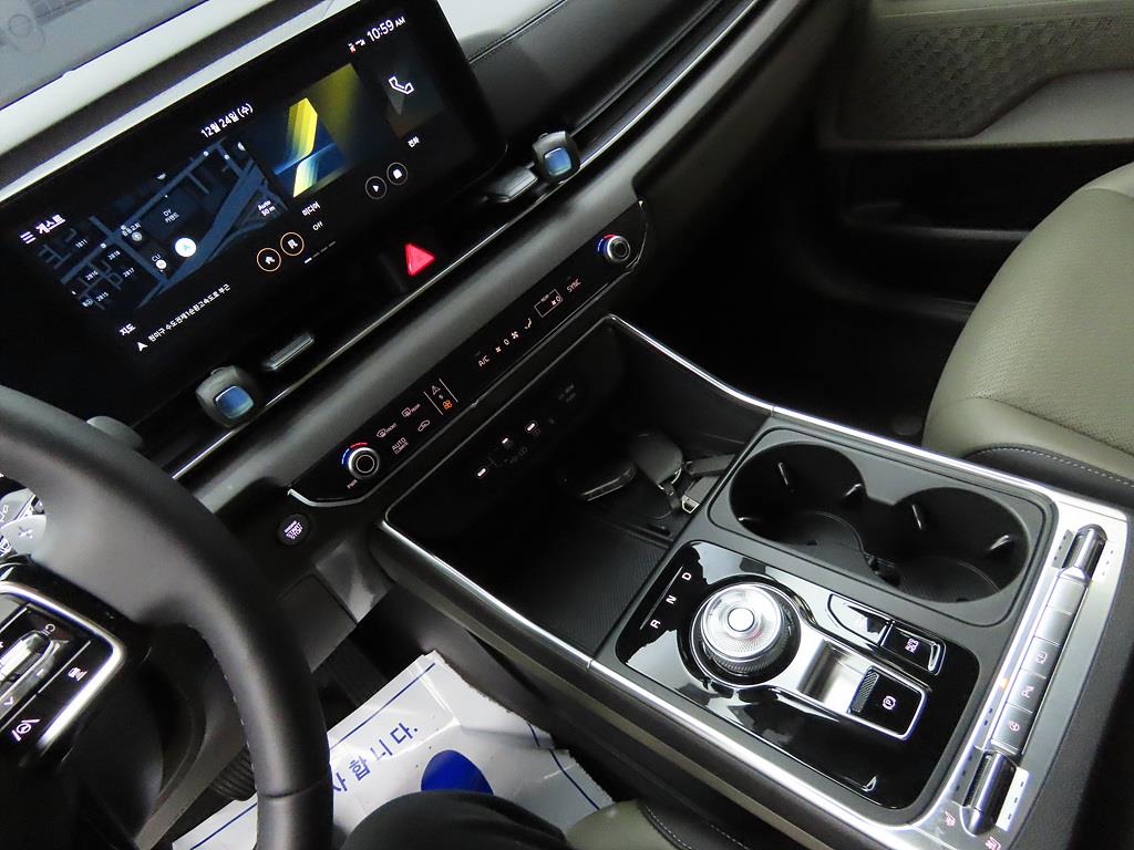 KIA Carnival - Vista 9