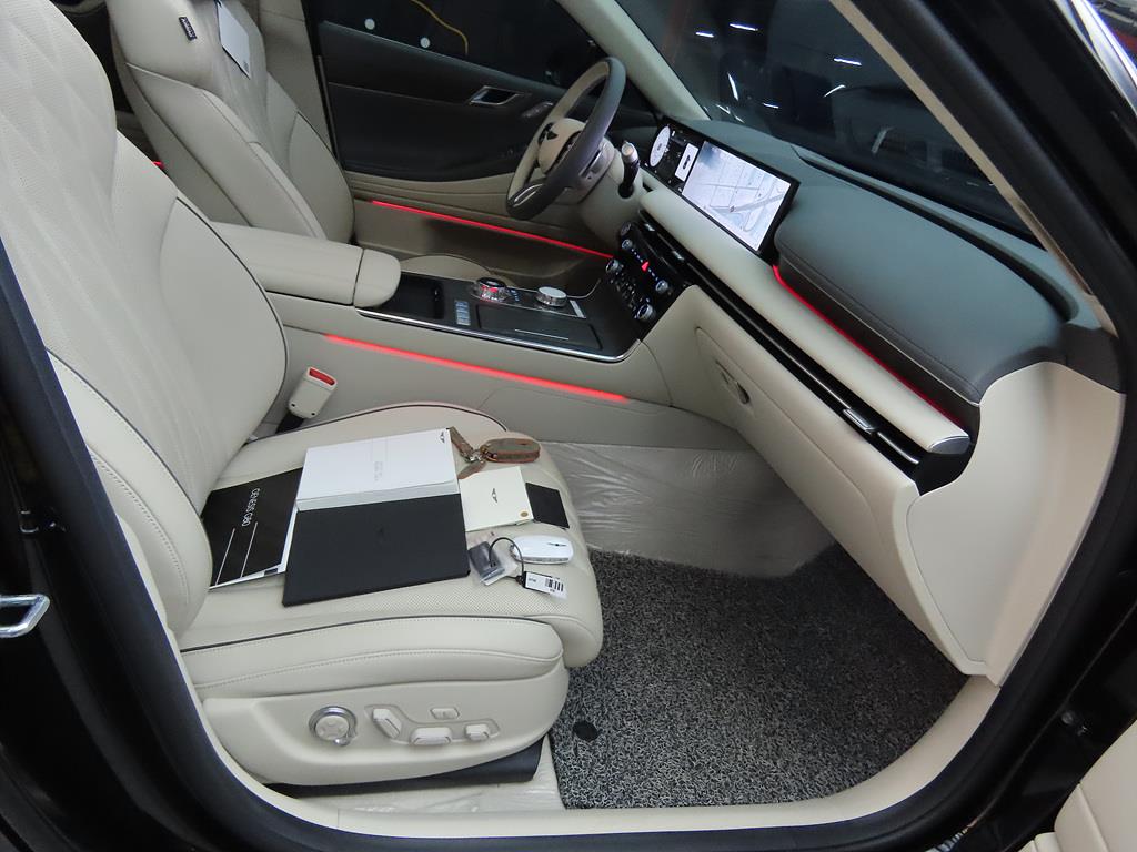 Genesis G80 2025 Negro - Importación desde Corea - HF Imports Iquique - Foto 15