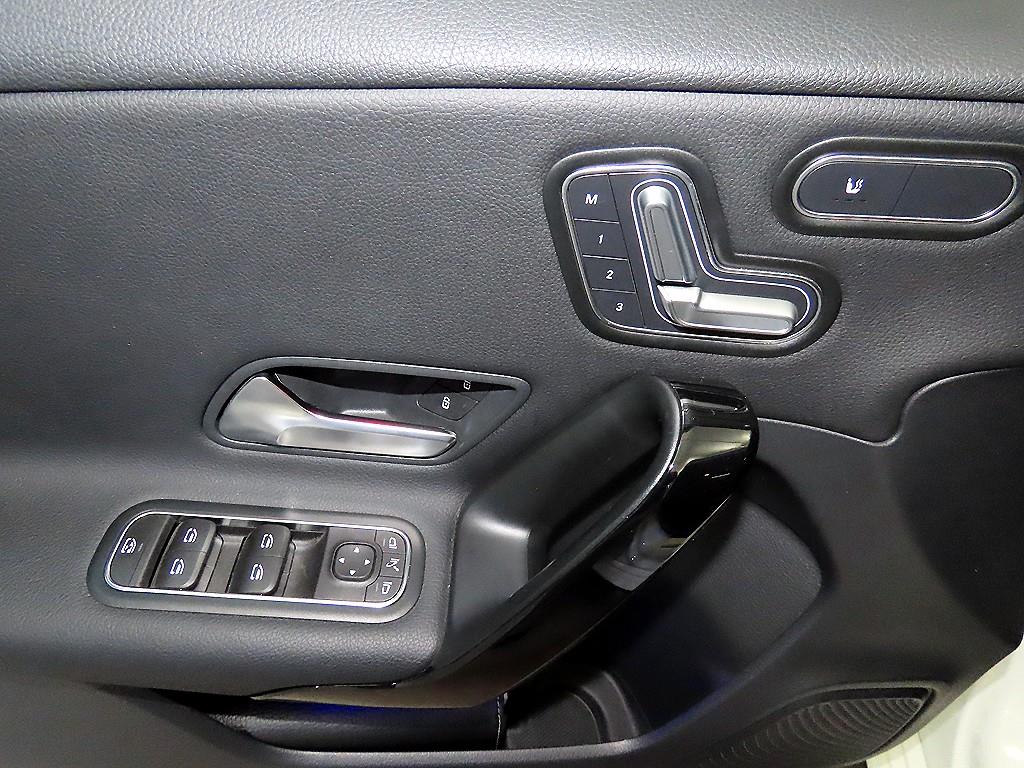 Mercedes Benz A Class 2020 Blanco - Importación desde Corea - HF Imports Iquique - Foto 14