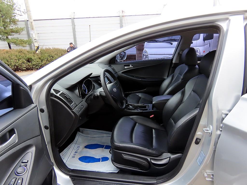 HYUNDAI Sonata - Vista 5