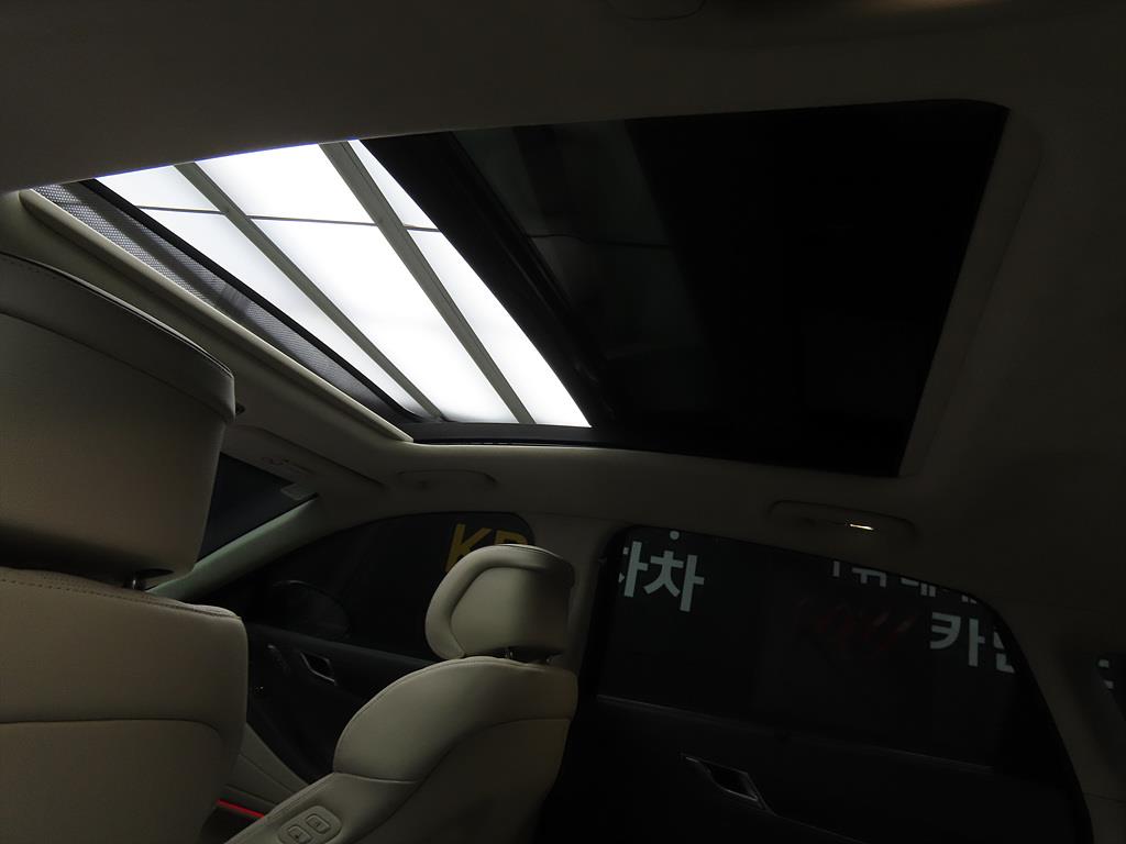 Genesis G80 2025 Negro - Importación desde Corea - HF Imports Iquique - Foto 18