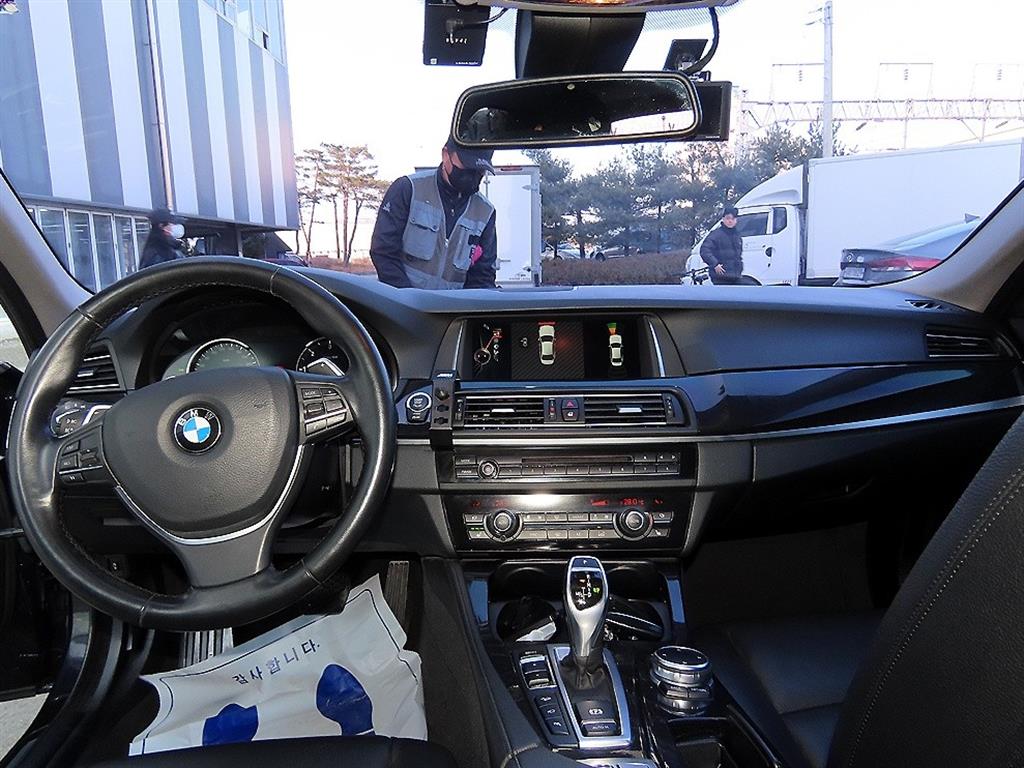 BMW 5 Series - Vista 7