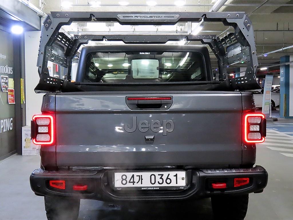 Jeep Gladiator - Vista 5