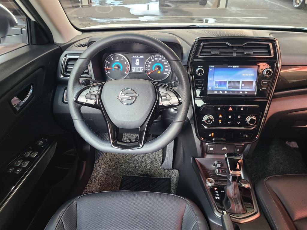 Ssangyong Tivoli - Vista 7