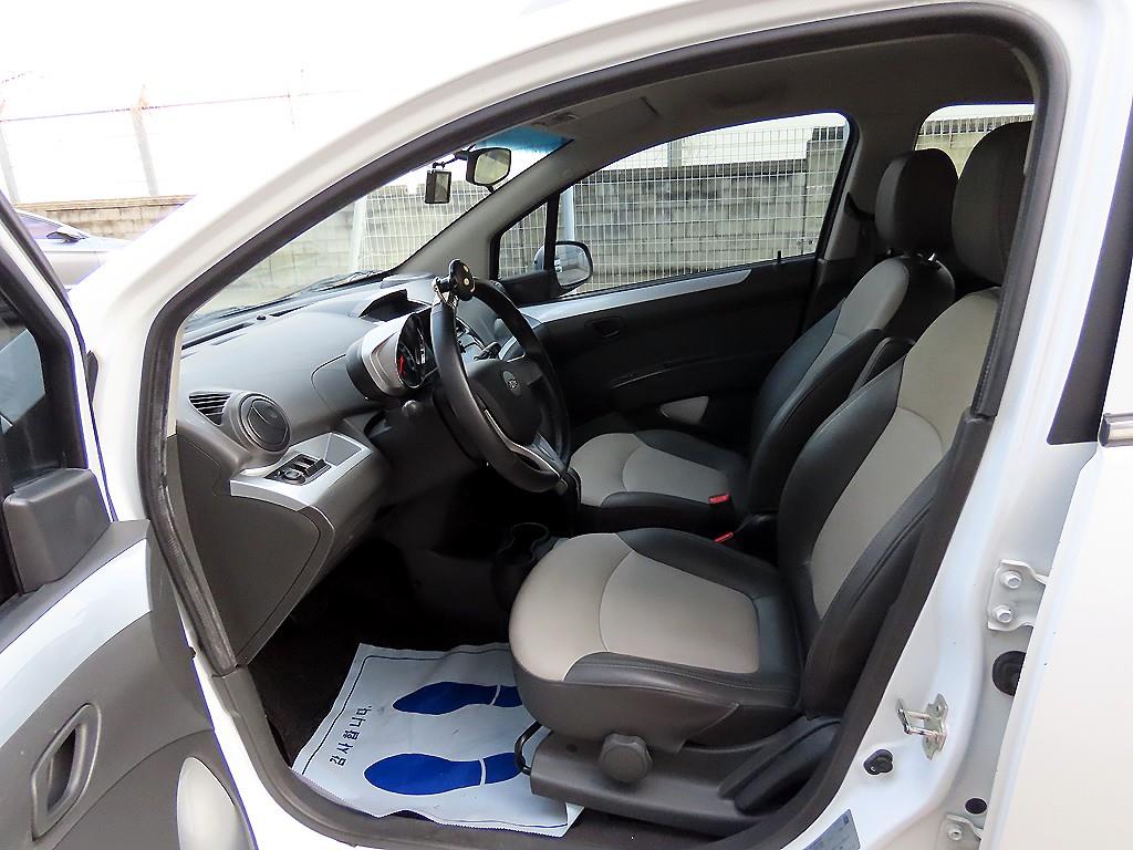 Chevrolet Spark - Vista 5